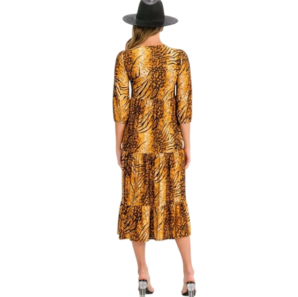 Tiger Print Blossom 3/4 Sleeve Front Pocket Tiered Midi Dress - Picture 2 of 15